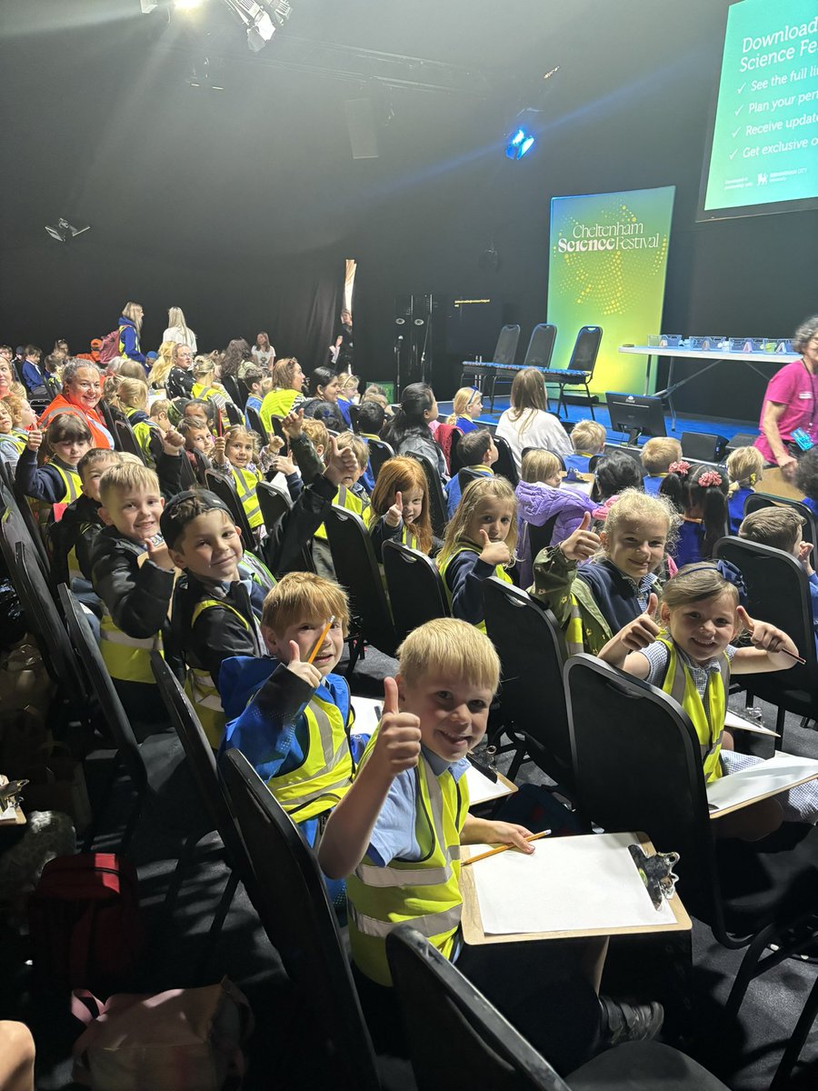 USLSchool's tweet image. Year 1 have had a wonderful day @CheltSciFest 
Lots of hands on and fun science, we loved it! @CatCawthorne #wearescientists #lovelearning