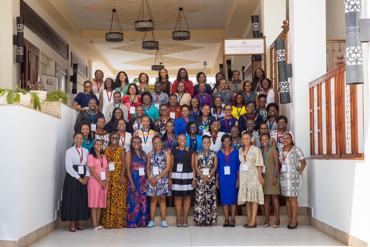 Welcoming the 2024 cohort for the Signature Leadership Journey and the Thematic Journey on Family Planning and Contraceptive Access. This week, we're in Mombasa, Kenya, for Immersion, an in-person residency where these women leaders will explore authentic leadership through