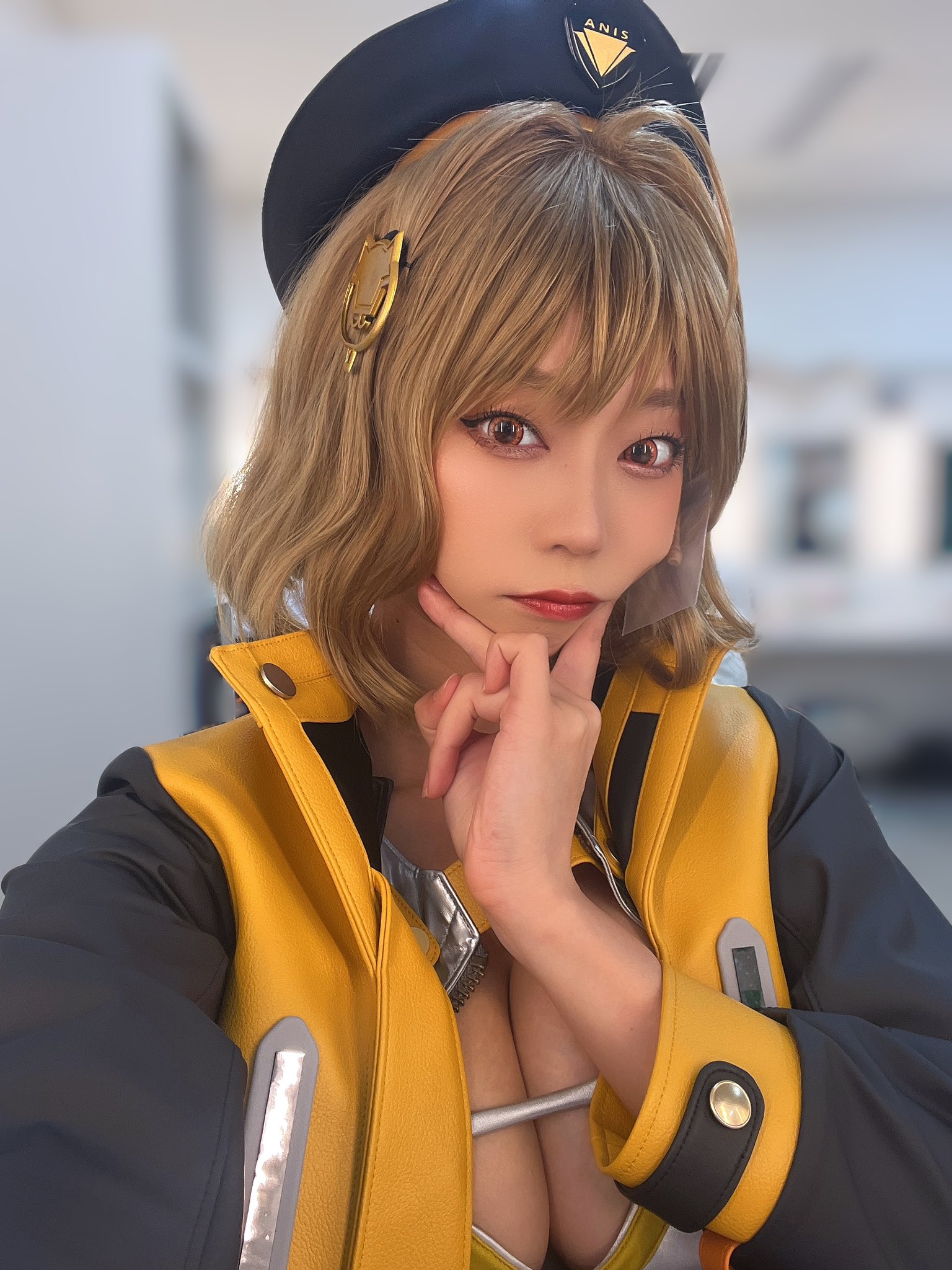 NIKKE アニス　抱き枕カバー　青山ひかる　あおみん Yahoo!オークション - NIKKE THE STAGE 事後通販 抱き枕カバー