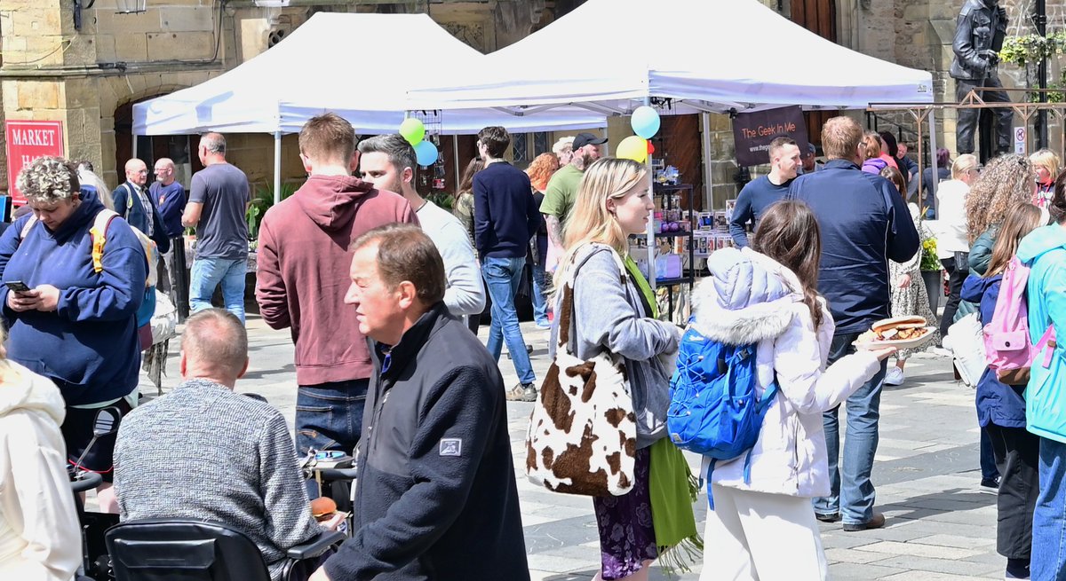 Thank you to everyone who visited our Outdoor Market on Saturday ... our next outdoor market is on Thursday:
🌟Food Producers' and Crafters' Market
🌟Durham Market Place
🌟Open from 9am
🌟Full of small local businesses
We look forward to seeing you again!
#dustudents #lovedurham