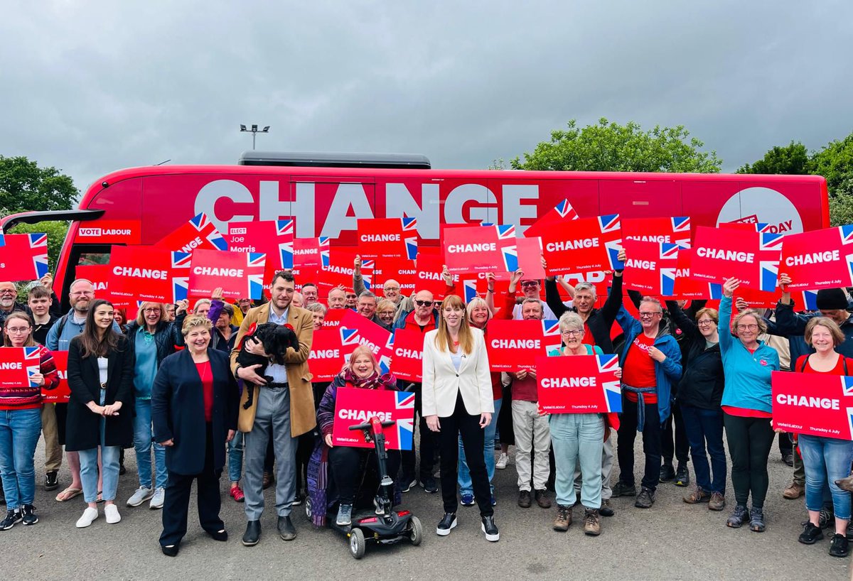 Great to welcome <a href="/AngelaRayner/">Angela Rayner</a>, <a href="/EmilyThornberry/">Emily Thornberry</a> and the battle bus to Hexham this morning.

Labour's message of change is resonating throughout this constituency, from farms to towns.

We can end decades of Tory MPs in Hexham - vote Labour on July 4th