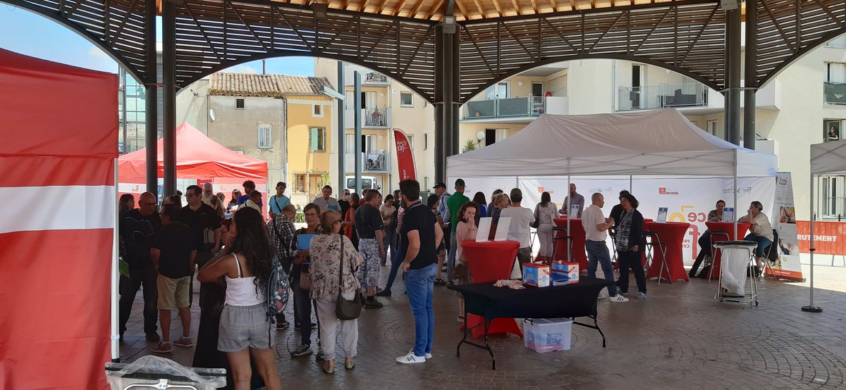 Venez rencontrer des recruteurs et des structures de formations jusqu à 17h sur la place Cabrié à Lezignan !