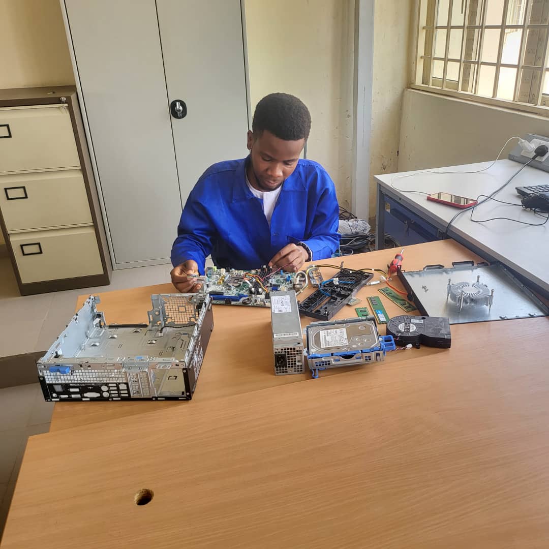 adumsac's tweet photo. 🔧💻 Hands-on learning in action at ADUMSAC in Computer Hardware Maintenance and Repairs Lab! Our trainees are mastering computer disassembly, assembly, component identification, and troubleshooting skills. 🛠️📚 #TechSkills #HandsOnLearning #FutureTechnicians #STEM #Innovation https://t.co/WJb9Jvnsey