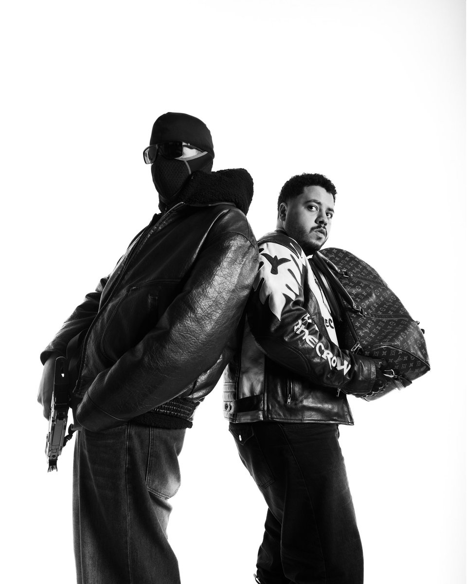 EyadEssamSamir's tweet photo. BERKA// Hady Moamer  ft. TUL8TE, Tayeb Santo, and R3

In striking contrast to black and white, BERKA music video for Hady Moamer featuring Tul8te, R3, and Tayeb Santo in perfect harmony, inspired by the rhythmic synergy of the modern Ma3koos music by Hady Moamer.

1/3 https://t.co/gjc9hmiiOb