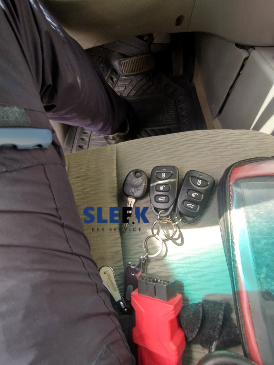 sleekkeyservice's tweet photo. Additional key fob programmed for client.
We are here to serve you.
Kindly contact us on 0208930895.
#carkeyprogramming
#accraghana https://t.co/4BcB1WynLQ