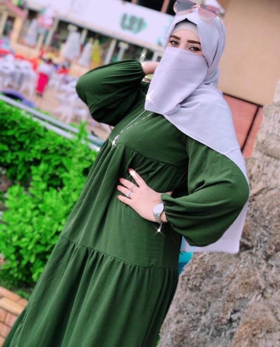 انا عايزه اعرف الشيطان الي كان بيقعد معانا انا وجوزى ايام الخطوبه راح فين بعد الجواز 😂😂