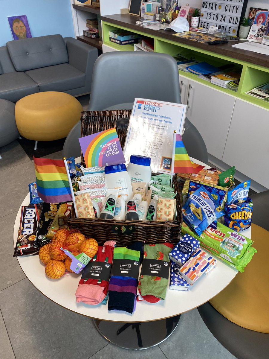 Big shout out to <a href="/AldiUK/">Aldi Stores UK</a> for supplying treats and toiletries for our TYA protons <a href="/TeenageCancer/">Teenage Cancer Trust</a> #pride2024 🌈🌈🌈❤️🧡💛💚💙💜🩷