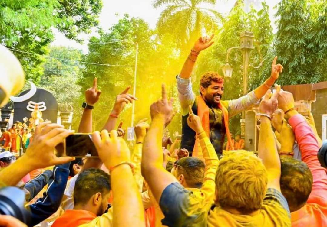 VidarbhaPutra's tweet photo. पुणे लोकसभा मतदारसंघातील भाजप महायुतीचे उमेदवार श्री. मुरलीधरअण्णा मोहोळ @mohol_murlidhar पुण्यनगरीचे खासदार पदी विजयी झाल्याबद्दल हार्दिक शुभेच्छा!💐
#MurlidharMohol4Pune
#PuneWithModi https://t.co/uDcDUZeAyl