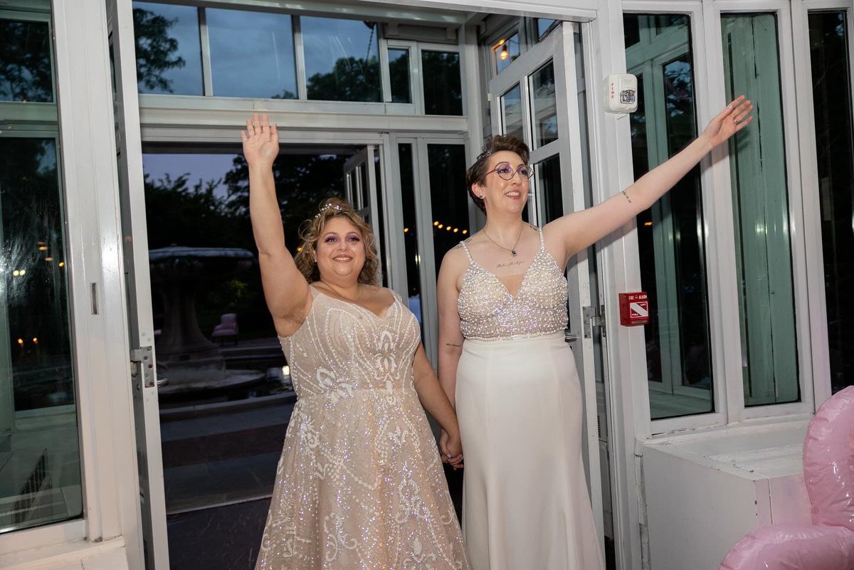 edukindness's tweet photo. One year ago I married the love of my life in front of all of our loved ones, which was pretty cool. Love you @SarahAMoga! Happy anniversary!!! https://t.co/tY79pHL5vJ