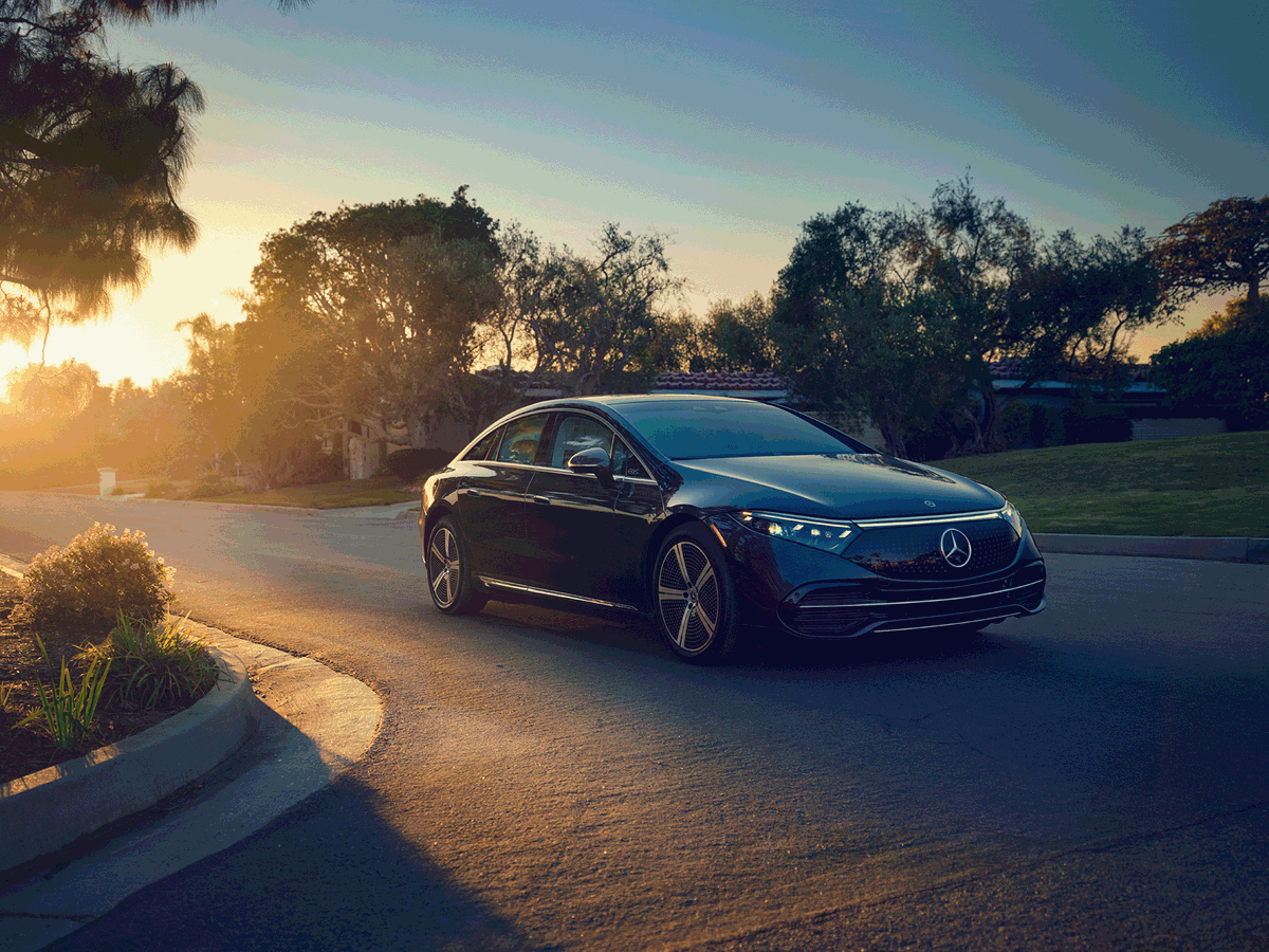 Mercedes-Benz tweet media