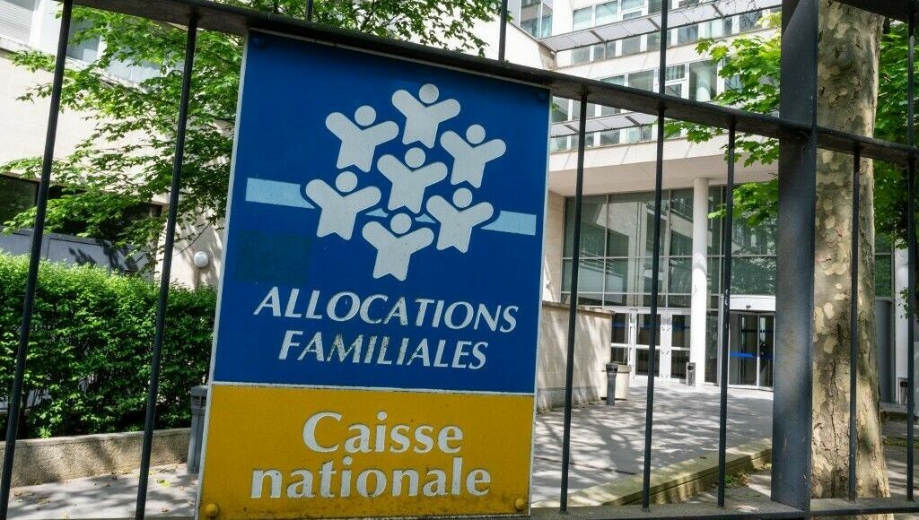 Solidarité à la source : le pré-remplissage automatique des formulaires CAF bientôt expérimenté par cinq départements ➡️ l.francebleu.fr/VQ3P