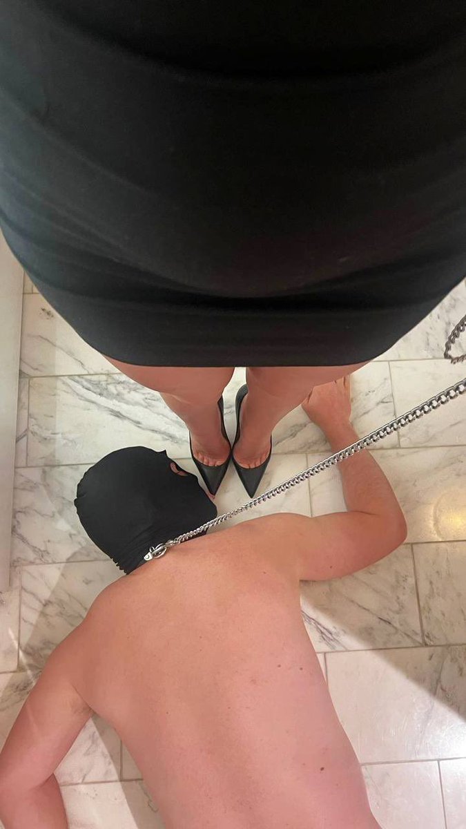lockedupfoever0's tweet photo. 锁上JB你和女人的关系会彻底改变

连繁殖器都不能用了 说明已经失去了男欢女爱的资格

从生理上不能做爱

从心理上女人无法对你产生繁殖欲望 不会爱上你

无论你的身份，收入如何，锁着鸡吧就只会被女人区别对待，只能拿被虐待当性生活

#锁奴 #雌堕 #锁畜 #绿帽狗 #贞操管理 #贞操控制 #白给 #倒贴 https://t.co/Ux3XMbbhJZ