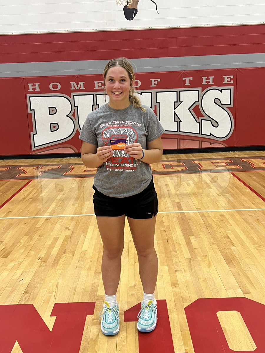 Congratulations to the players of the week from week #1 of NW Ohio 3 on 3!

Serena Ramsey - Shelby 
Aniya Mitchell - Marion Harding 
Mira Holt - Colonel Crawford 
Grace Collene - Buckeye Central 

Each player received a Subway gift card!