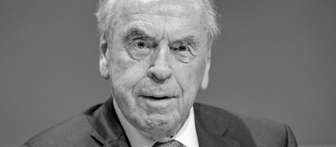 RobertWiens1's tweet photo. Esperanza se convierte en uno de los recursos más valiosos del mundo. Jürgen Moltman (1926-2024) se nos adelantó, de la esperanza a la evidencia. https://t.co/Yo4yYBwNCb