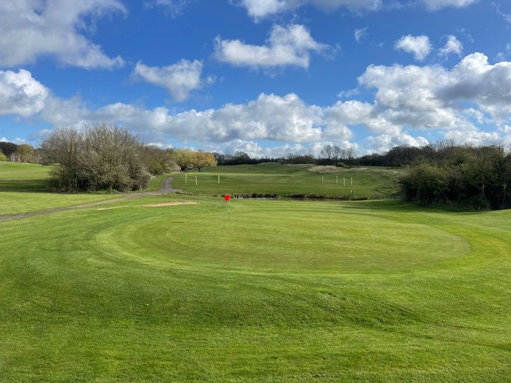 Discover <a href="/risebridgegolf/">Risebridge Golf</a>, Romford! 
An 18-hole boutique golf club - Whether you're a beginner or a seasoned golfer, their challenging layout is designed to elevate your game at every skill level.
risebridgegolf.com/courseguide/