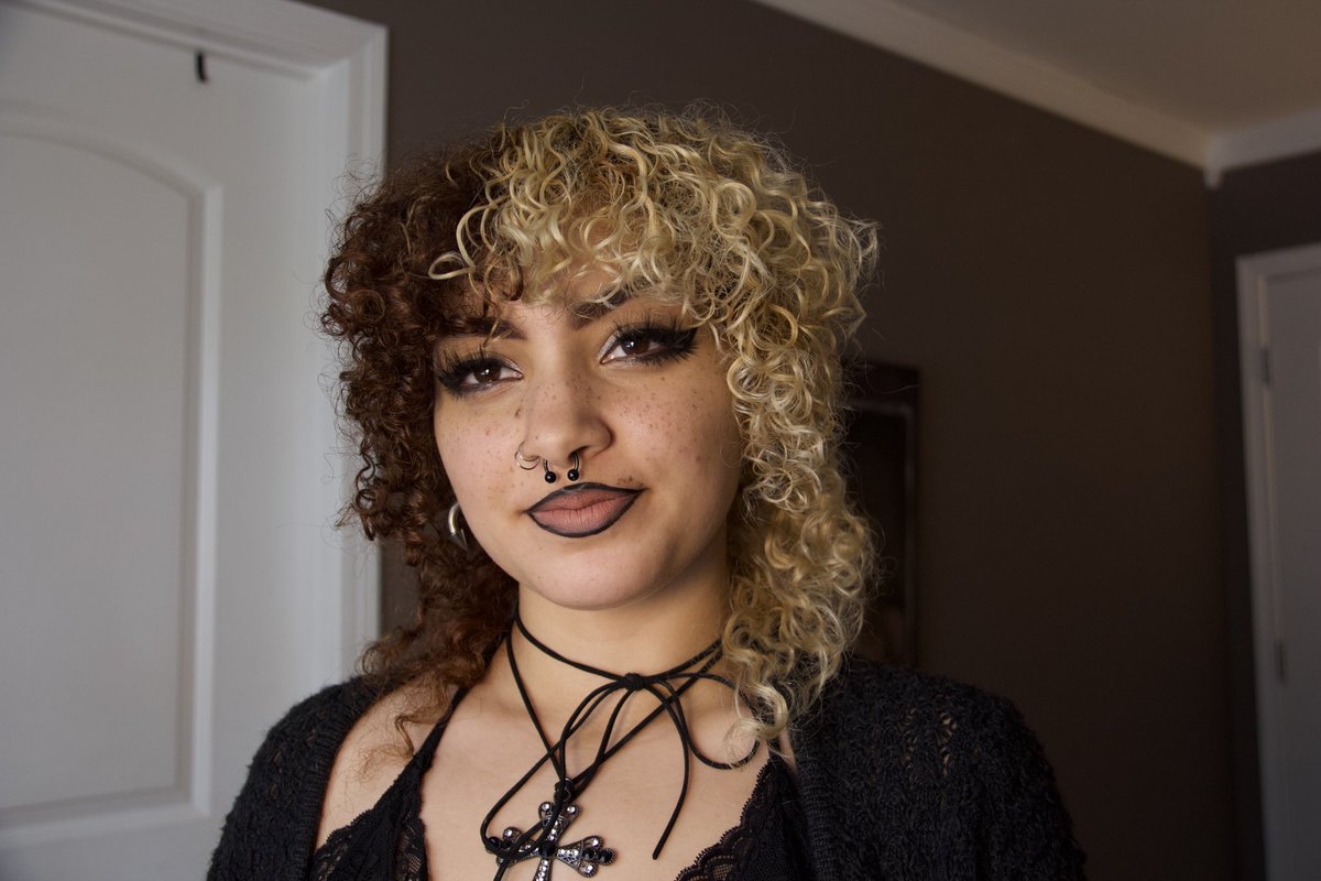 haii everyone i’m alive and doing well! dropped out of art school (for the better) and couldn’t be happier. i’ll try to keep up every now and then with what i’m doing :3