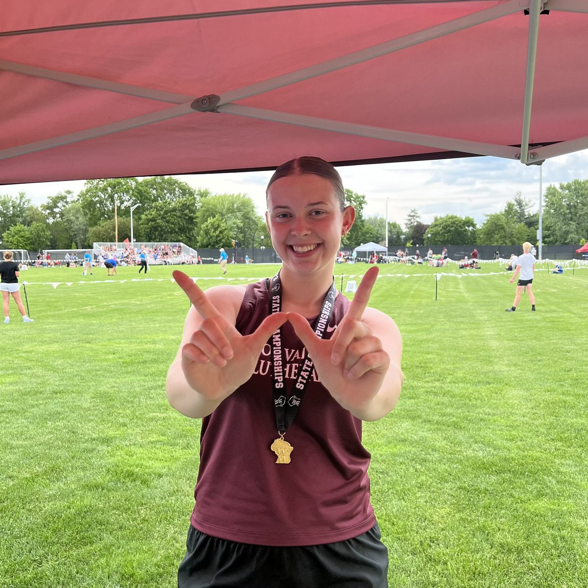 Congratulations to incoming freshman Emma Nilson for winning a Wisconsin State title in Shot put and 3rd for Discus! 💪

#BLUEnited | #BetterInTheBoro