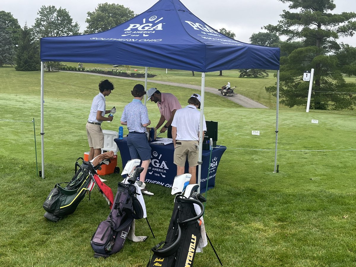 Ohio State University Professional Golf Management (@ohiostatepgm) on Twitter photo Kicked off our Summer 2024 recruiting! Our first stop was Grizzly Golf Course in Mason, OH. Special thanks to <a href="/SouthernOhioPGA/">Southern Ohio PGA</a> for your hospitality and allowing us to be a part of your event! #golf #PGA #Buckeyes Kicked off our Summer 2024 recruiting! Our first stop was Grizzly Golf Course in Mason, OH. Special thanks to <a href="/SouthernOhioPGA/">Southern Ohio PGA</a> for your hospitality and allowing us to be a part of your event! #golf #PGA #Buckeyes