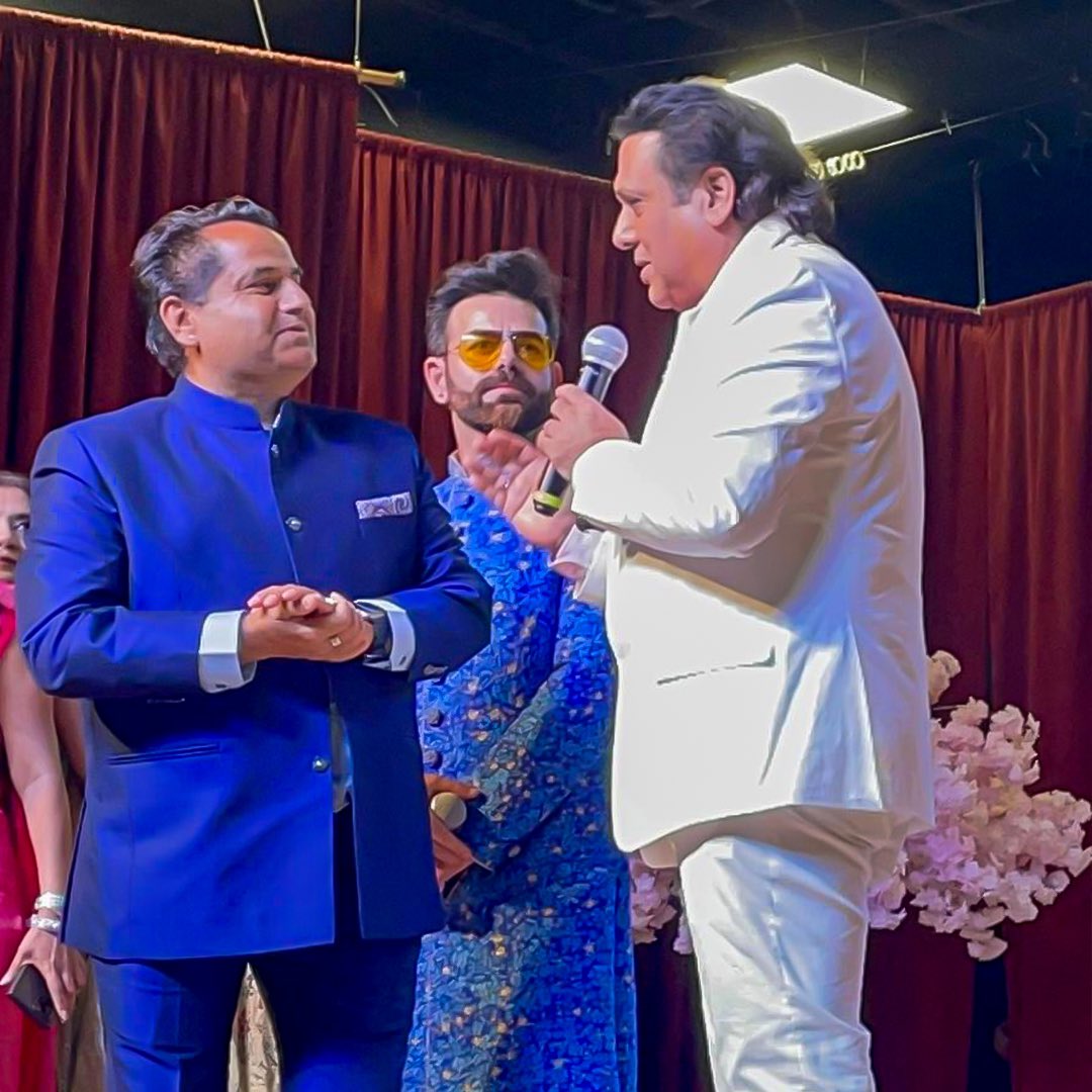 VaneetSharmaUS's tweet photo. Sharing the stage with the iconic Govinda was an unforgettable experience! 🎤✨
.
.
.
.
#astrology #sponsor #musicalevent #instagood #instapost #bayarea #astrovastusolution https://t.co/CkdGUvF88J