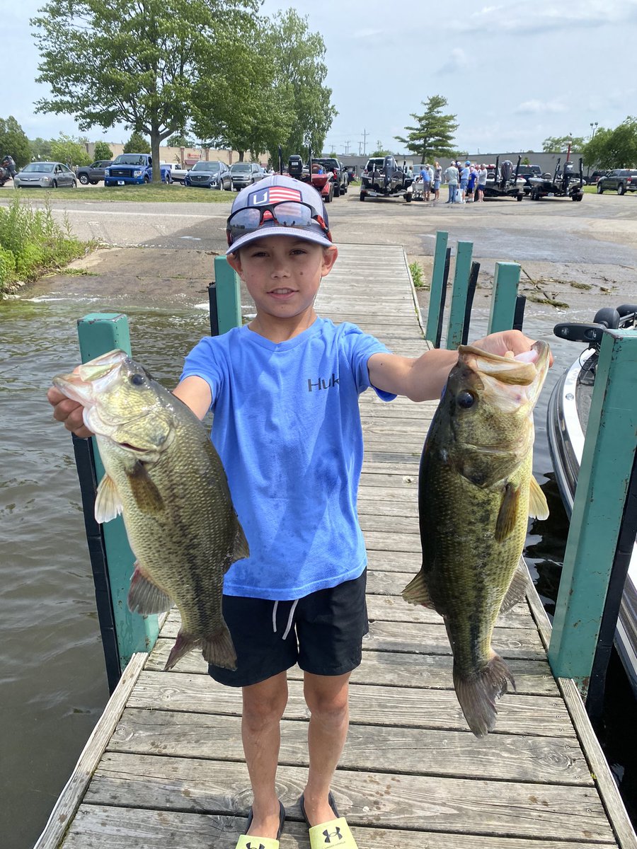 CoachVBerg's tweet photo. Max and I started our Tuesday morning tournament circuit today on the Grand River. Max was on em and snuck us in the money and a tie for big bass. Wouldn’t trade these mornings for anything. #abugarcia #purefishing https://t.co/fBDyo2JQx4