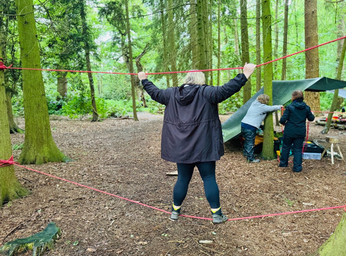 Miss_pettitt_VM's tweet photo. Amazing Forest School CPD training today with @UOLchris…tools, ropes, fire, nature and the fundamentals of play in the most wonderful woodland setting #principlesofplay @LFP_MissFreeman @Lea_Forest_HT @AETAcademies @mrsrmurad @lea_forest_curr https://t.co/cT5xOnLNxi