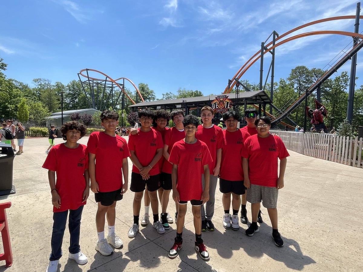 Great day for our annual 8th grade trip to Six Flags! Kiddos are having a blast! #RBBisBIA <a href="/DreamBigRB/">Luigi Laugelli</a> <a href="/RedBankSup/">Dr. Jared Rumage</a>