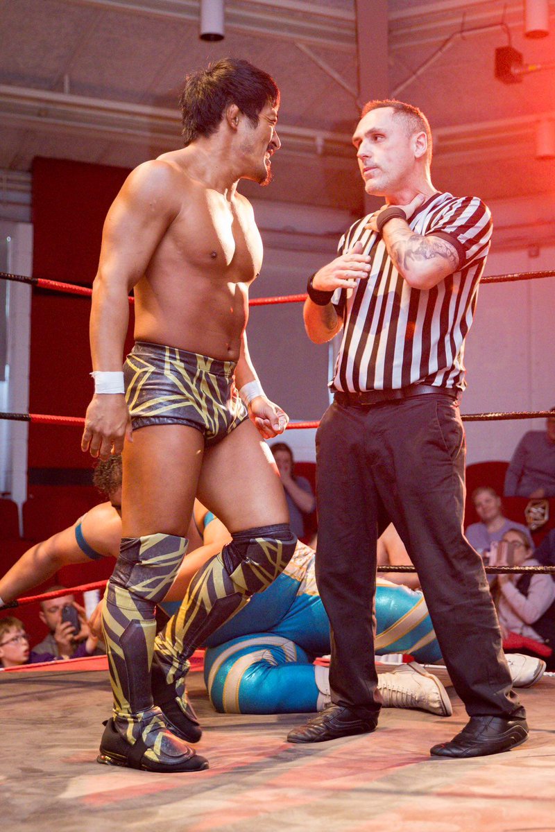 1DrewRobinson's tweet photo. Very cool to be the ring with Ben-K . You never know what you'll see on a Brit King Show. Miss it, miss out.
@dragongate_pro @ben_k_1019 @dragongatentwk @BritKingPro #Dragongate #benK #Britkingpro https://t.co/EzxKDqpf1L