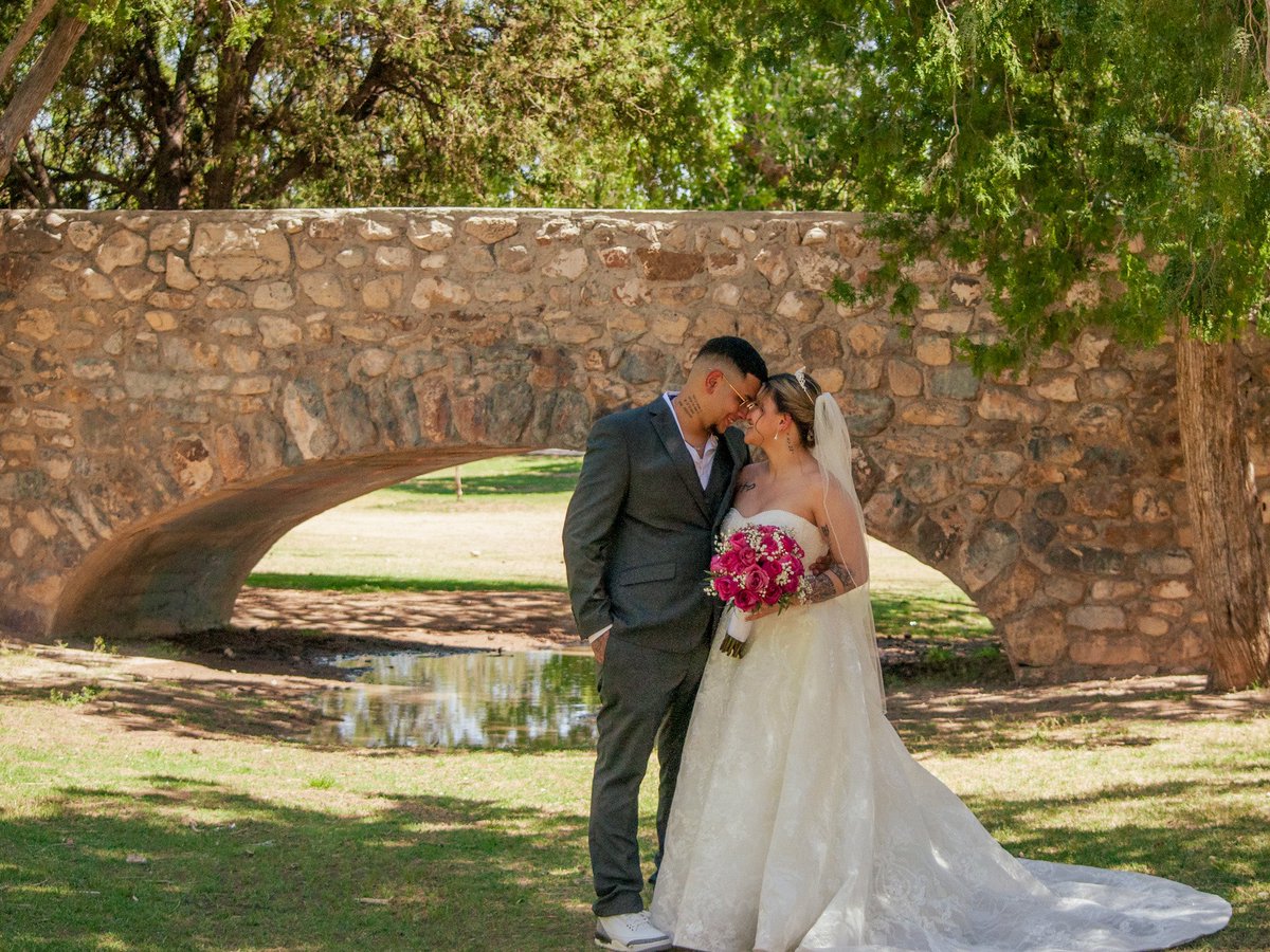 bbdeeee's tweet image. i really married my best friend 🥹🤍