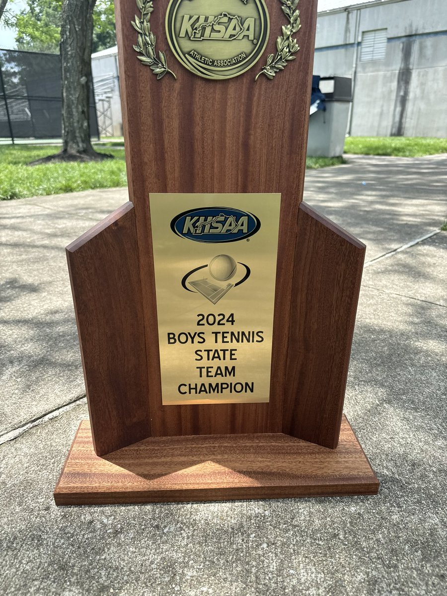 CovCath Tennis (@covcathtennis) on Twitter photo 