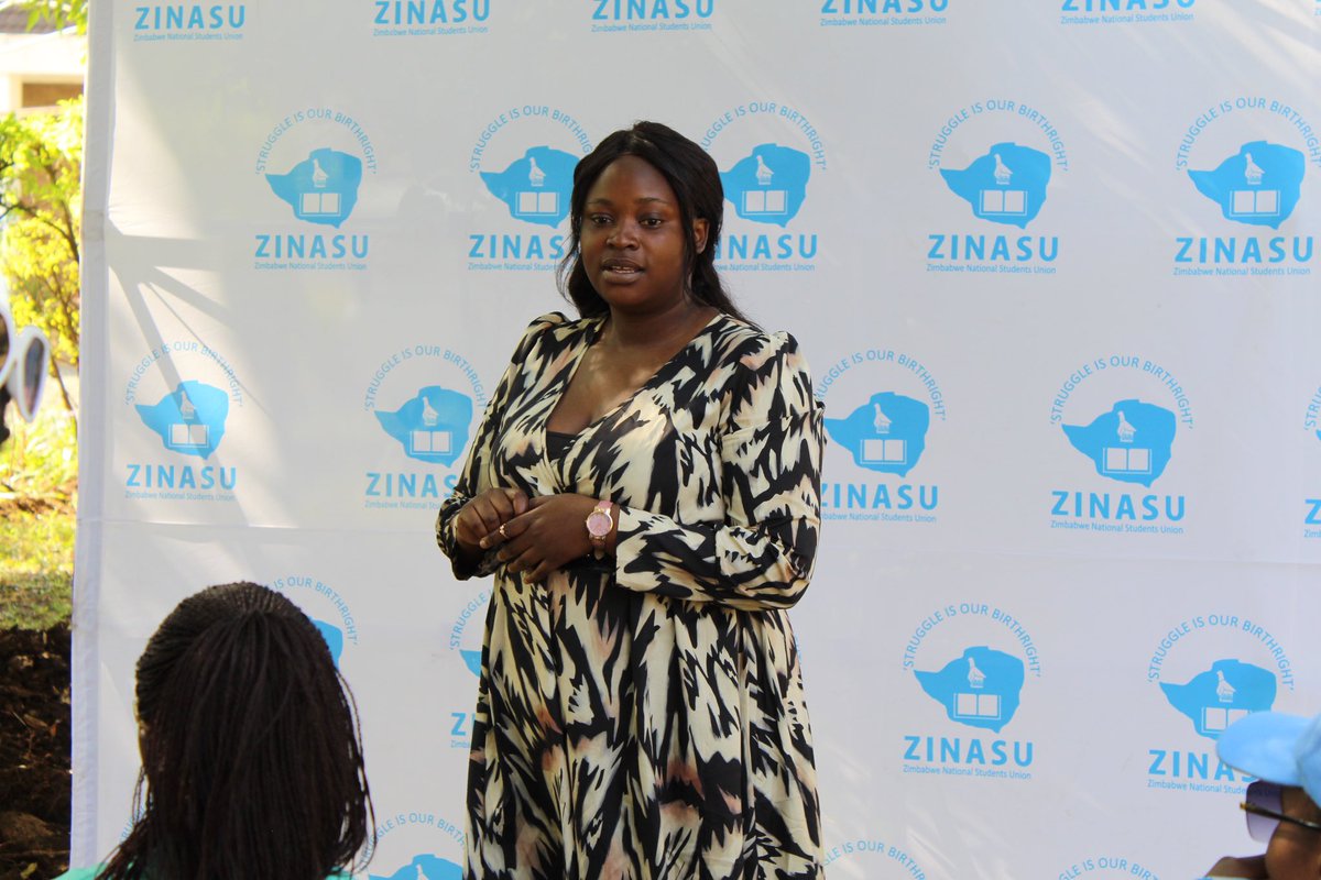 ⚪️Grace (Nyasha) Mazambani, a Women and Youth Advocate warns female students not to expect help, because “no one is coming”. Instead she encouraged female students to be the authors of their destiny and for them to exemplify transformational-leadership. #FemaleStudentsSummit