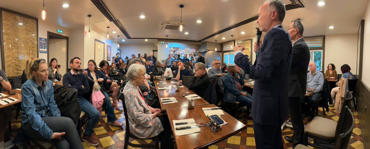 Ce soir, avec <a href="/FrancoisDagnaud/">François Dagnaud</a> , les élus et habitants du 19eme arrondissement pour échanger, avec vous, sur votre quotidien !

Éducation, logement, espace public, adaptation de la ville aux dérèglements climatiques … de très riches échanges, merci d’être venus si nombreux !