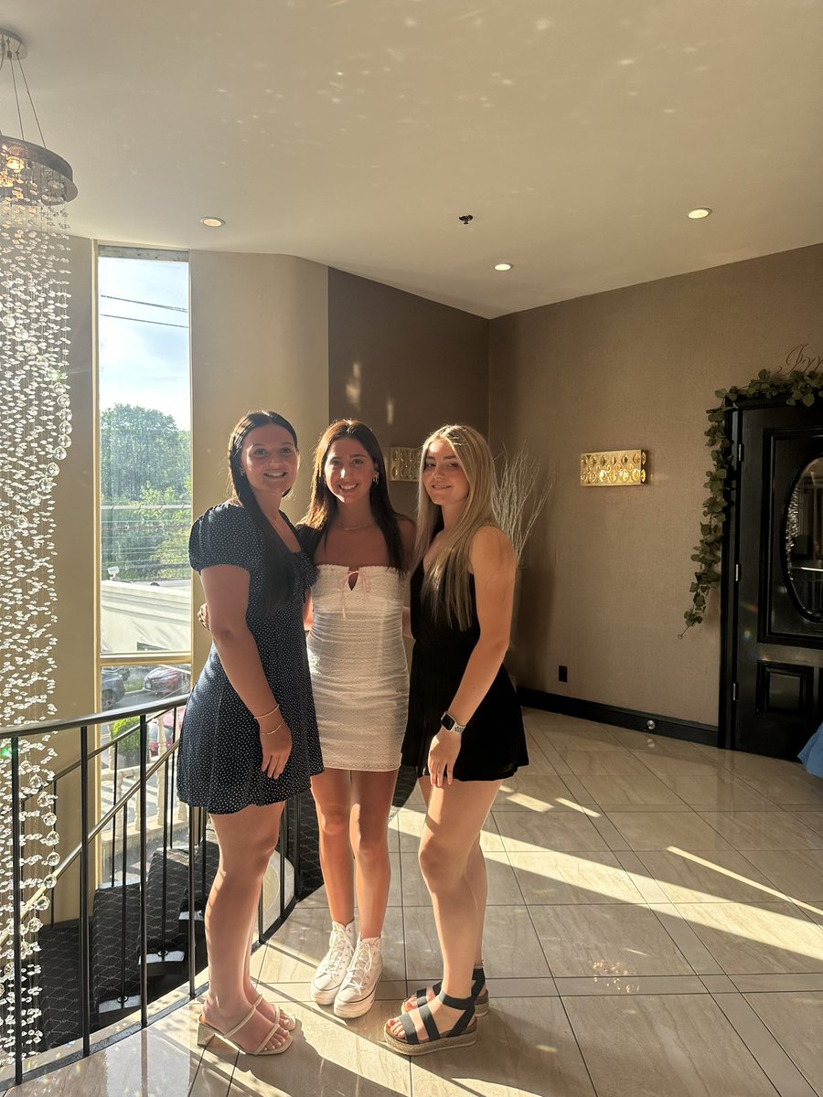 Very grateful to be awarded All Section this season alongside my sister and teammates! Summer Season ⬆️⏭️ <a href="/KetchamSoftball/">Ketcham Softball</a> <a href="/EStateHuskies/">Empire State Huskies</a> <a href="/shana_Ogara/">Shana O’Gara</a> <a href="/shu_softball/">Sacred Heart University Softball</a> <a href="/CoachPamLondon/">pam london</a> <a href="/CoachBetsySHUSB/">Betsy</a>