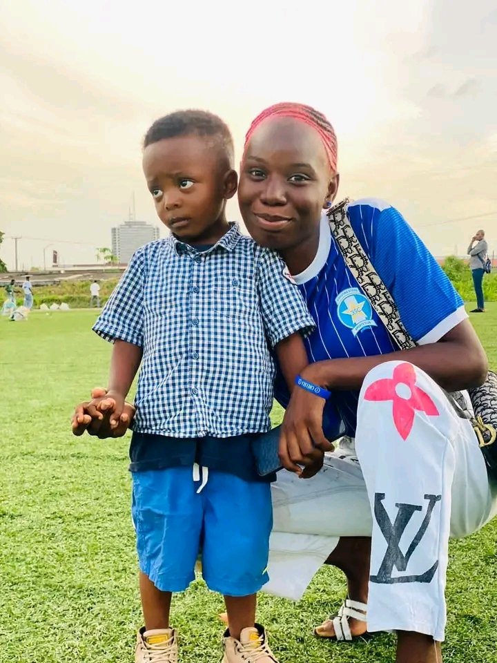 Mightyjnr1's tweet photo. My Baby Is Official @3SCFansPage Supporter π―
My Baby And Her God Mother....
#SupportingNPFL
#Supporting3Sc
#ShootingStarfans https://t.co/SXG9bzJ1Qt