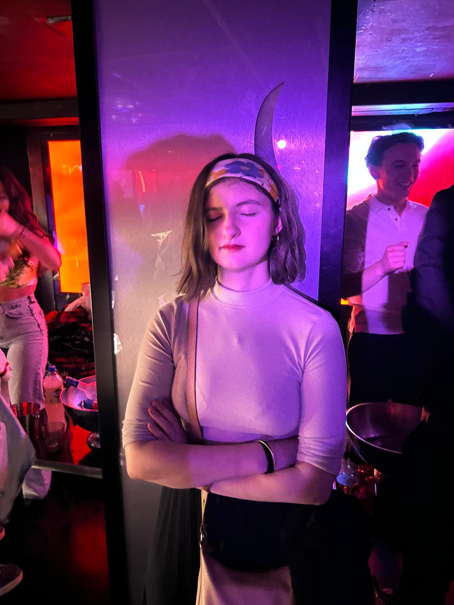 AgatheMpl's tweet photo. New tradition unlocked: sleeping while clubbing 🔓 https://t.co/cpB00UJe81