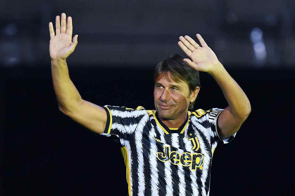 mattofra's tweet photo. L’ODIO profondo di #Inter e #Napoli nei confronti della #Juve altro non era che AMMIRAZIONE e INVIDIA.

Hanno rinunciato alla propria IDENTITÀ pur di vincere

E l’unico modo per farlo era diventare Juventini. ⚪️⚫️
#Conte #Marotta https://t.co/WiKvkBqjbX