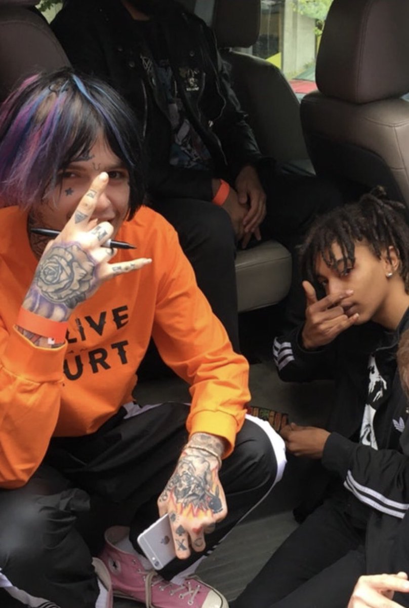 ☆𝕻𝖊𝖊𝖕𝖊𝖗☆ tweet media