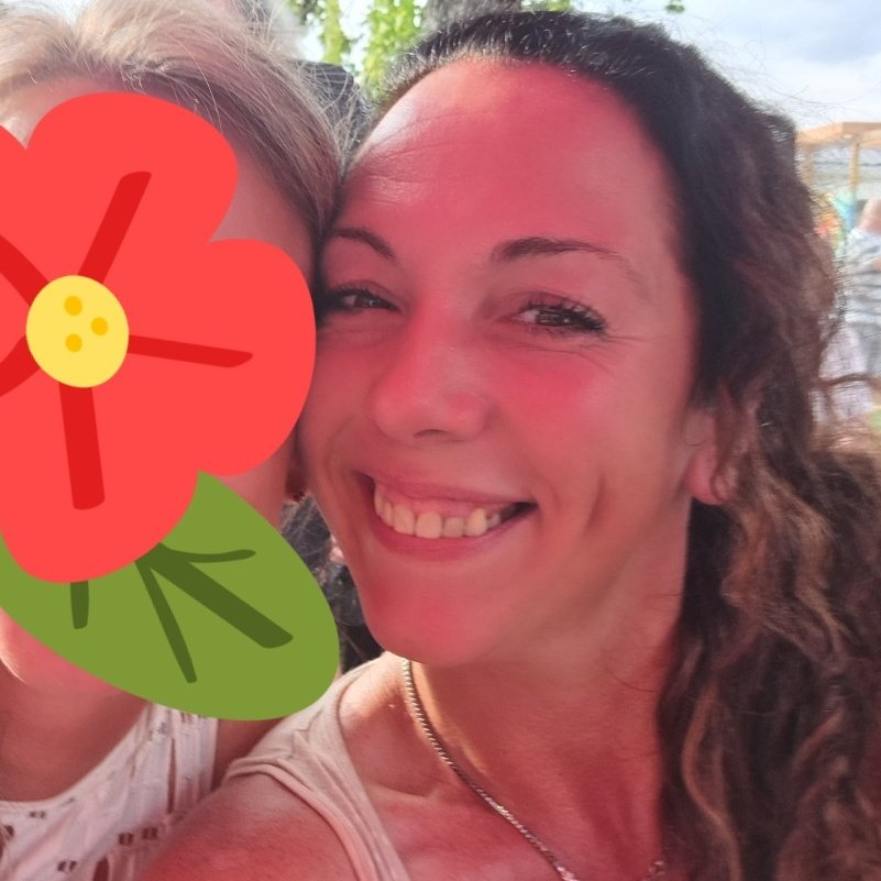 Valeska_I_Am's tweet image. #NieuweProfielfoto
#BringBackSpring 
💜✨️💜✨️💜✨️💜✨️