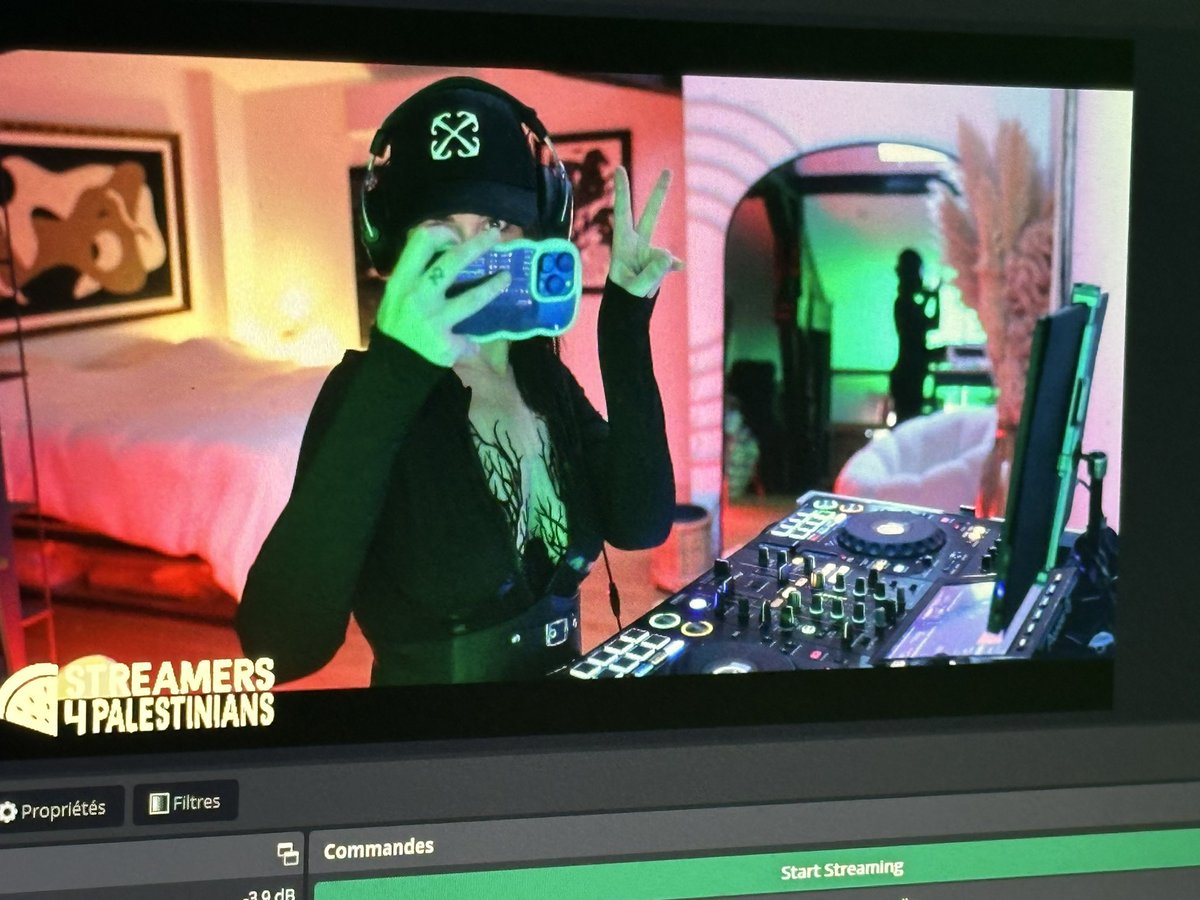 avamind_'s tweet photo. Bon ben on va faire peter twitch juste apres @PopcornTalkshow pour Streamers4Palestinians 🍉
Be ready il y aura pas de redif ✨ https://t.co/mBqGggtwrD