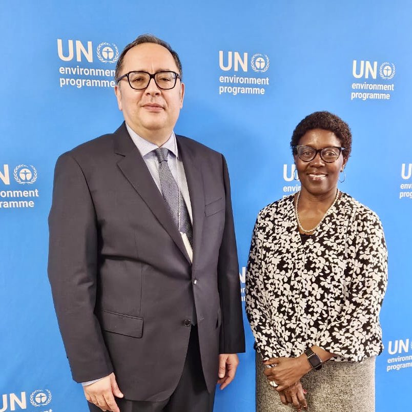 Productive meeting w/ H.E. Mr. Sultan Hajiyev, Azerbaijan's Permanent Representative. Discussed #Azerbaijan’s #COP29 Presidency &amp; strengthening our strategic collaboration to tackle issues of common interest. Looking forward to their continued leadership #ForPeopleForPlanet