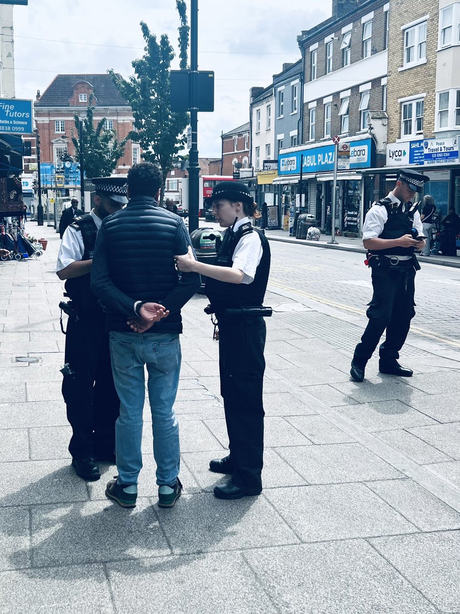 MPSHarlesden's tweet photo. Two #LiveFacialRecognition deployments occurred today in @MPSBrent, including one in #Harlesden in collaboration with #HarlesdenTCT. 

4 #arrests were made during the operation, with one suspect being wanted since 2021. 

#LFR deployments are contributing to #community safety https://t.co/WuhLPy1tV2
