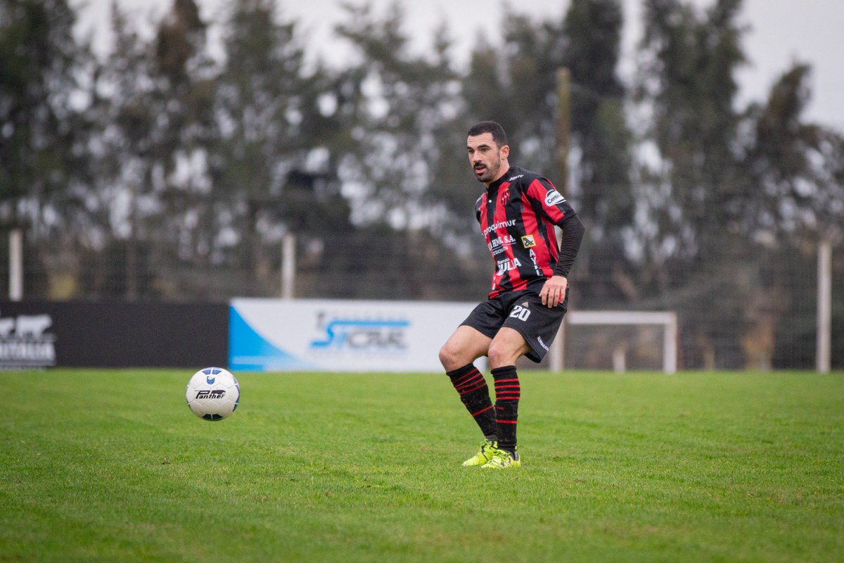 ¡Hola! 

Vengo a presumir lo lindo que está el piso de casa. 

Nada, eso. 

Saludos