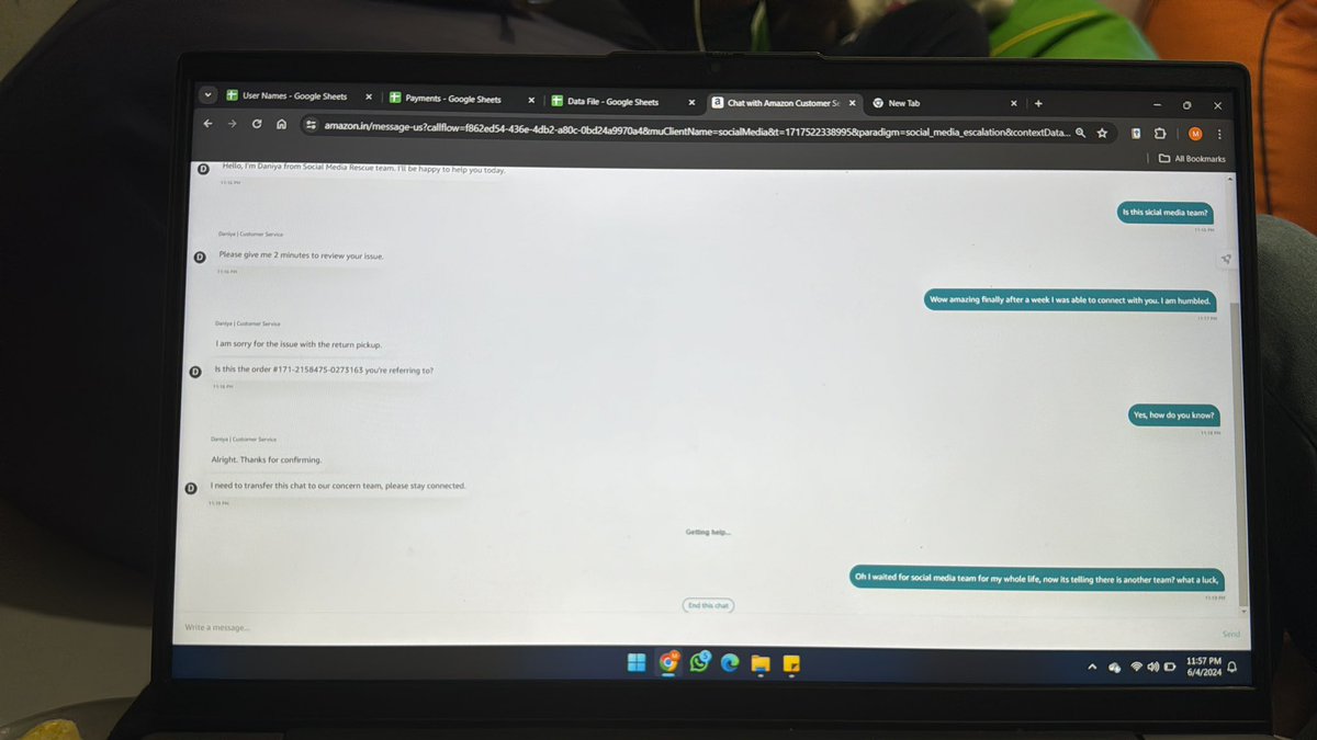 mohsinahmeddd3's tweet photo. @AmazonHelp Look at the time I have been waiting for someone to respond? https://t.co/fjKi4DMa88