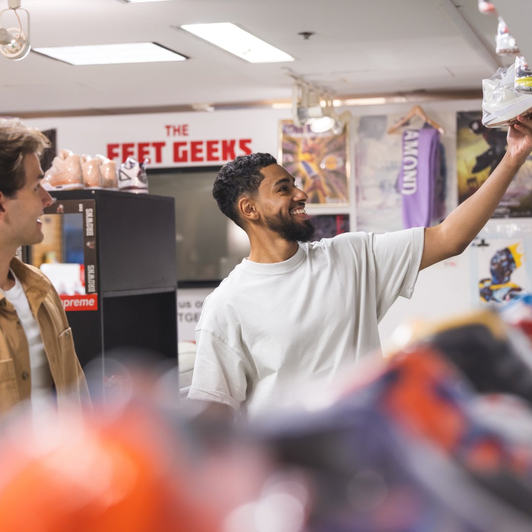 Find the perfect gift for father's day at Tower City! 🎁🛍️ For dads who are sneakerheads, check out Feet Geeks for the trendiest kicks in town or grab him some sports merch to rep his favorite team from Playball Sports on Level 1.  #TowerCity #ShopWithUs