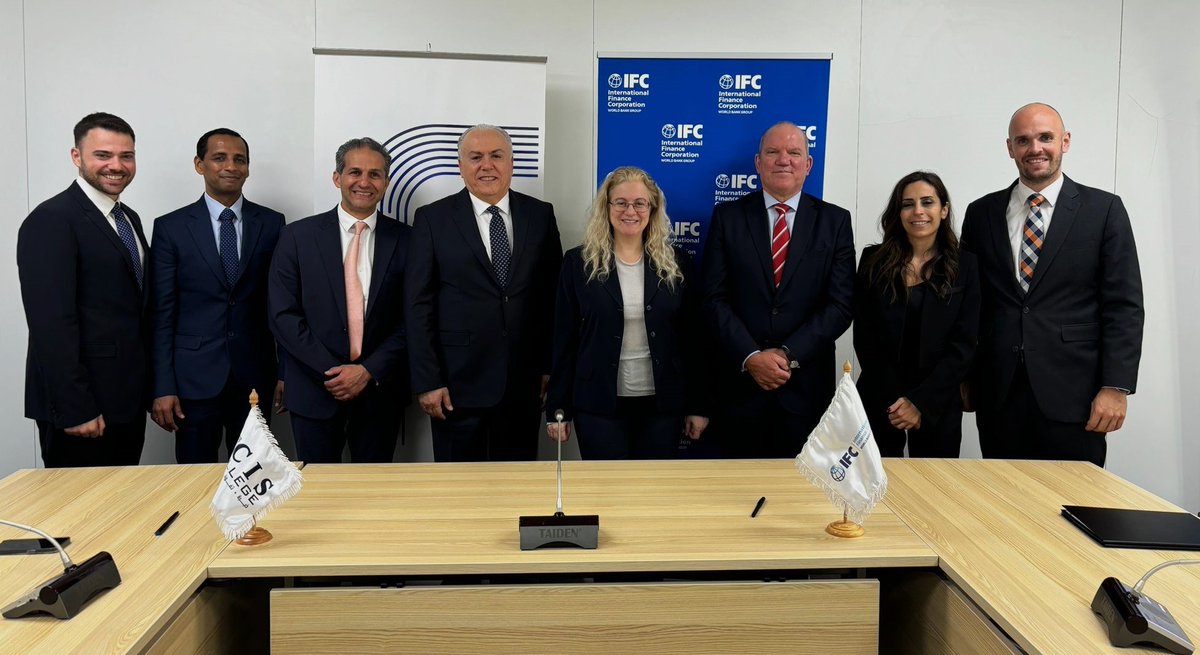 IFC_MiddleEast's tweet image. In #Lebanon: @IFC_org signs an agreement with the country's largest technical and vocational training provider to help increase employability of youth, women and vulnerable groups in Lebanon and #Iraq. pressroom.ifc.org/all/pages/Pres…