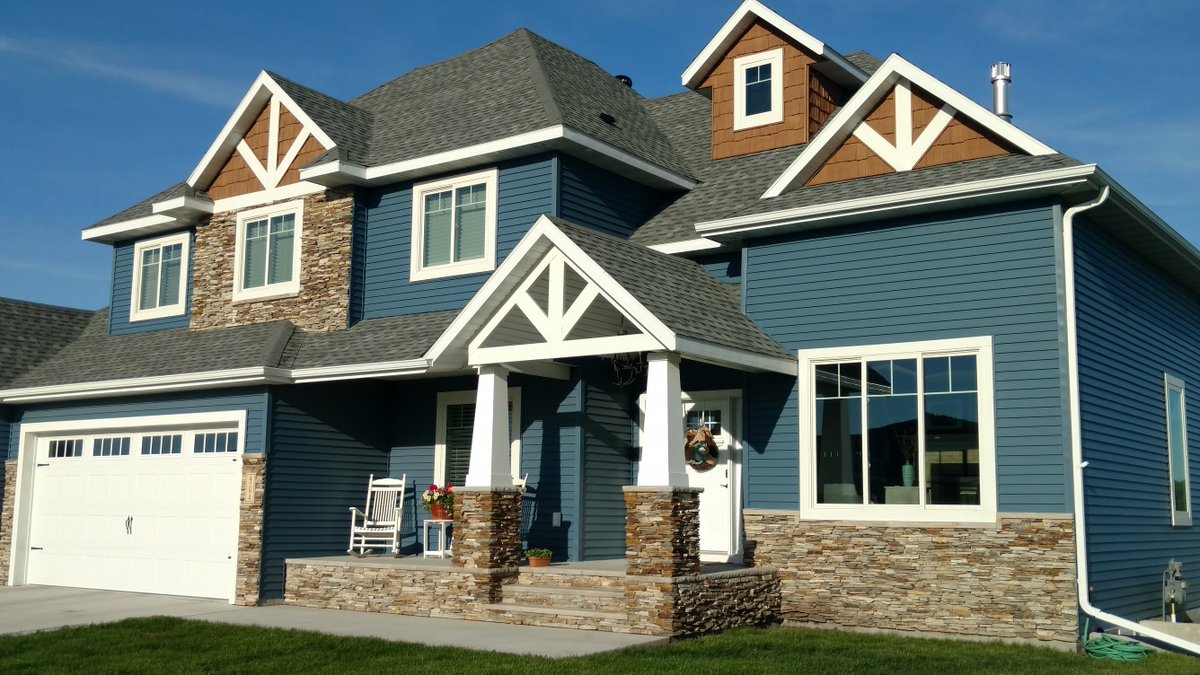 AFCOColsRails's tweet image. AFCO’s CPVC Bungalow Wraps are the prefect solution for a modern Craftsman style look with either real or faux pedestal materials. #structureandstyle