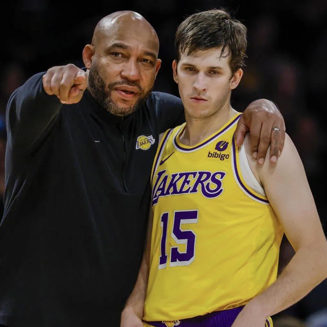 LADEig's tweet image. Austin Reaves with the slight shade at Darvin Ham 👀

“I think we’re heading in the right direction, obviously with a coaching change coming up… hopefully we get somebody that comes to work every single day the way that we do; ready to go try to win a championship.”