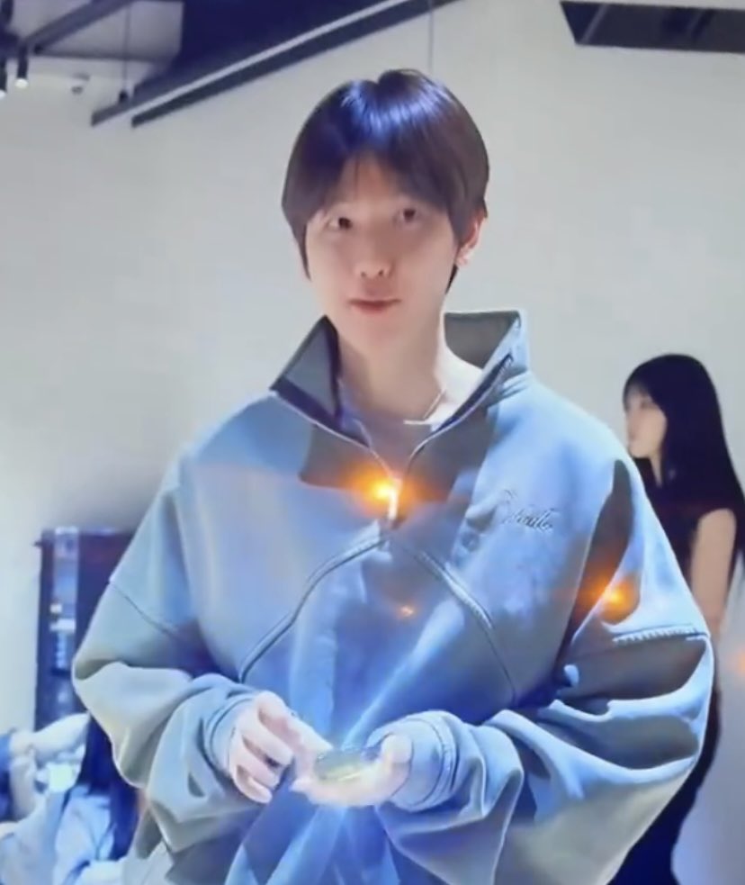 하.............너무코엽게 생겼어......이럴쑤가........
