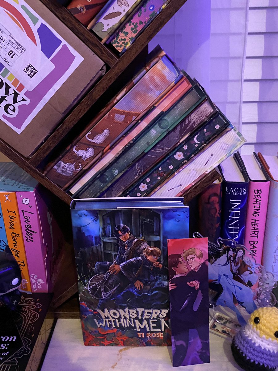 bookfanatic's tweet photo. my beautiful edition of Monsters Within Men from @rainbowcrate !! 
#rainbowcrate #rcapril24 https://t.co/Pla3mIBoF7