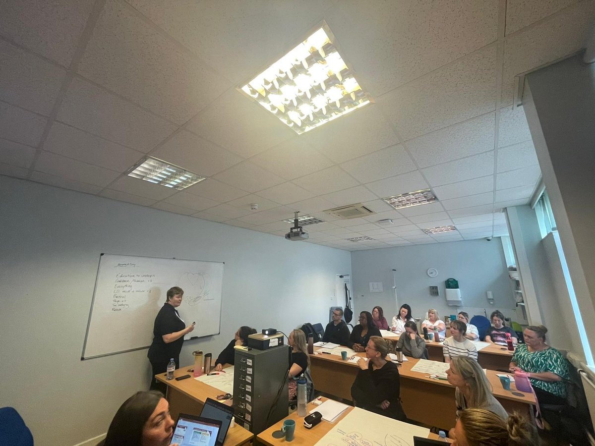 LymphNetWales's tweet photo. Here are some photos from our excellent Multi Layered Lymphoedema Bandaging Course yesterday.
Great work from our colleagues Cheryl, Kayleigh, Alysha & Matthew from the Lymphoedema Wales National Team who led the course.
#course #mllb #bandaging #education #lymphoedemawales https://t.co/VEzVZWih11