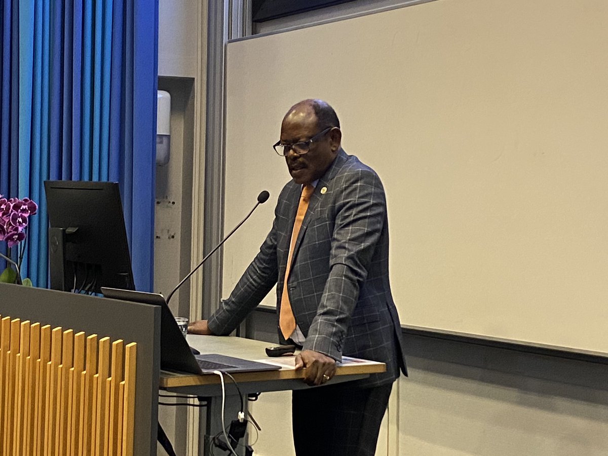 Bergen Summer Research School - archived tweet media